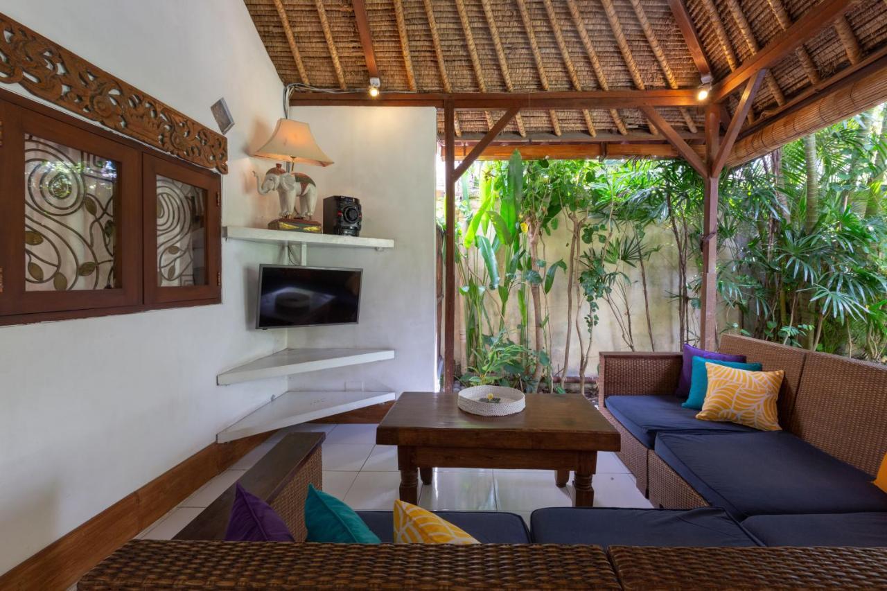 Villa Poppy Seminyak Exterior foto